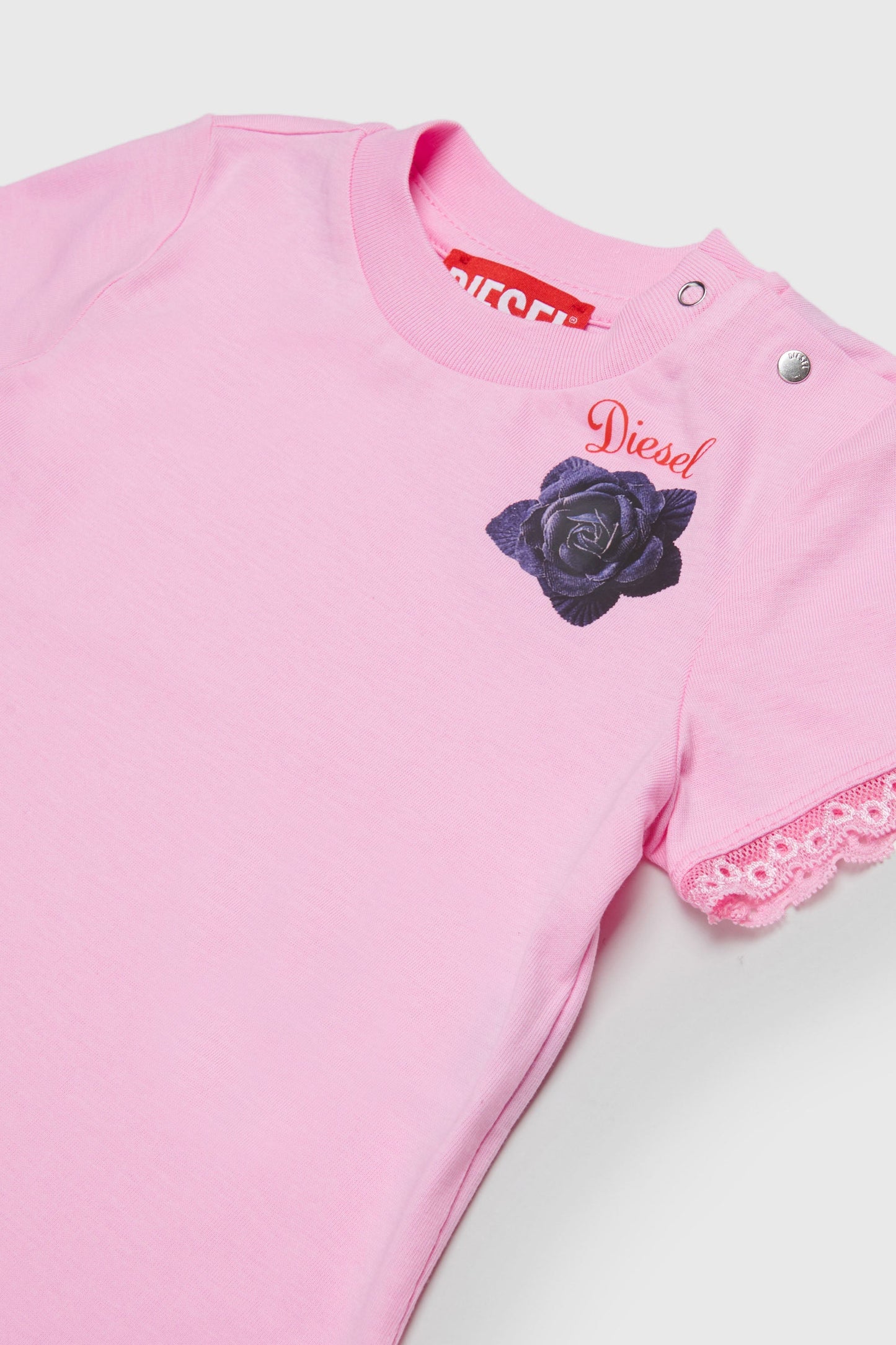 Lace-trimmed T-shirt with rose print