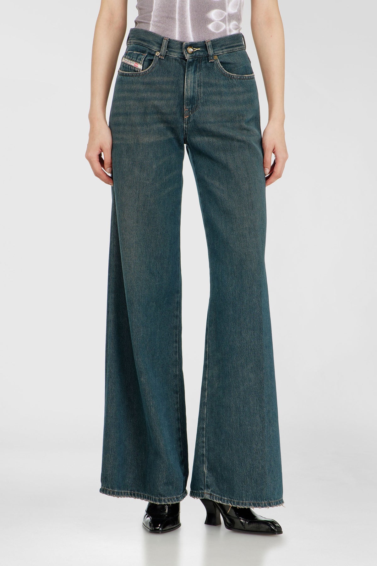 Flare Jeans Regular Waist 1978 D-Akemi