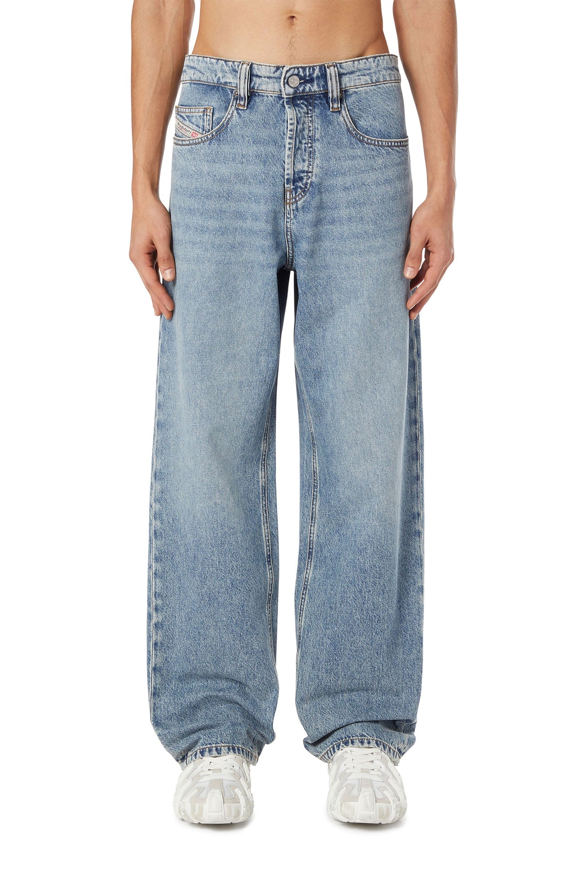 Relaxed Jeans 2001 D-Macro 0HDBA