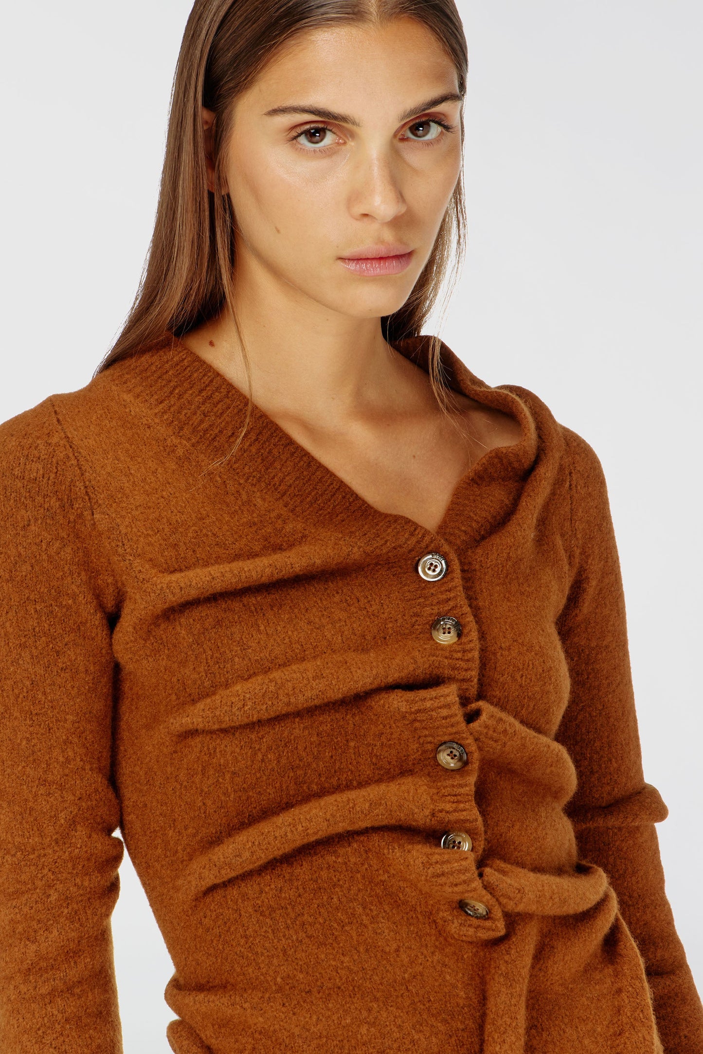 Short cardigan dress in wrinkled boiled knit