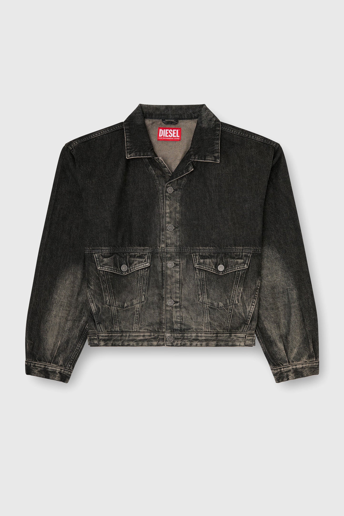 Trucker jacket in dirty-effect denim