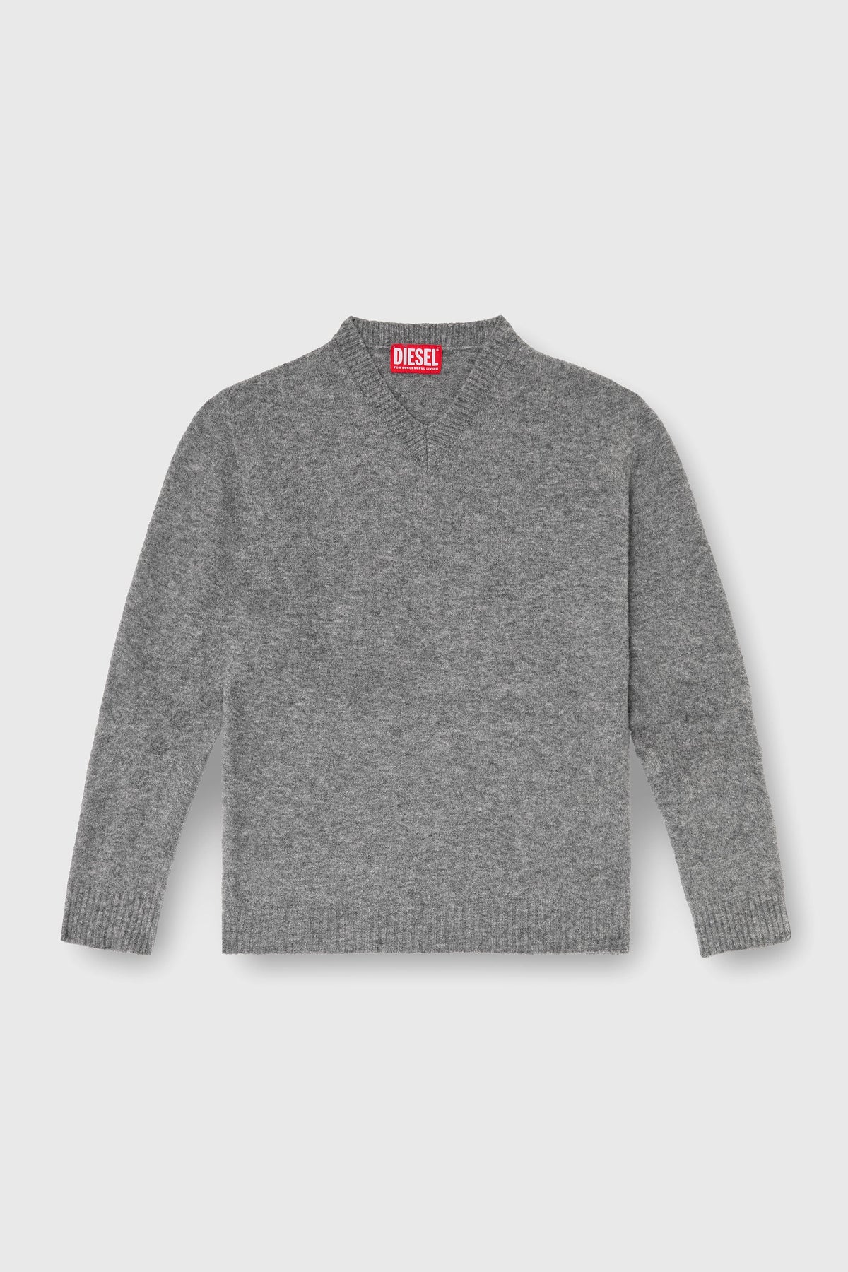 V-neck jumper in wrinkled boiled knit