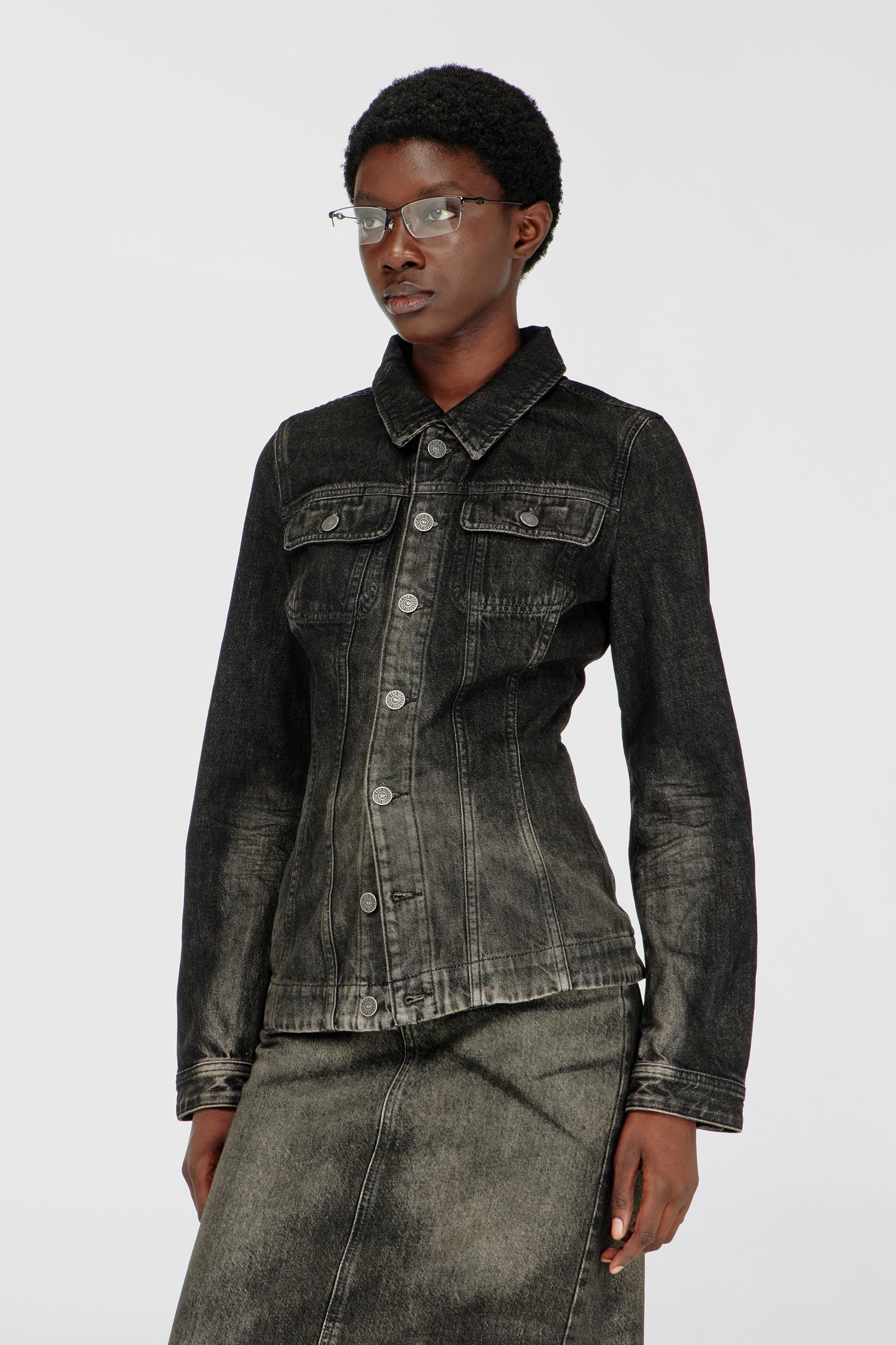 Fitted trucker jacket in dirty-effect denim