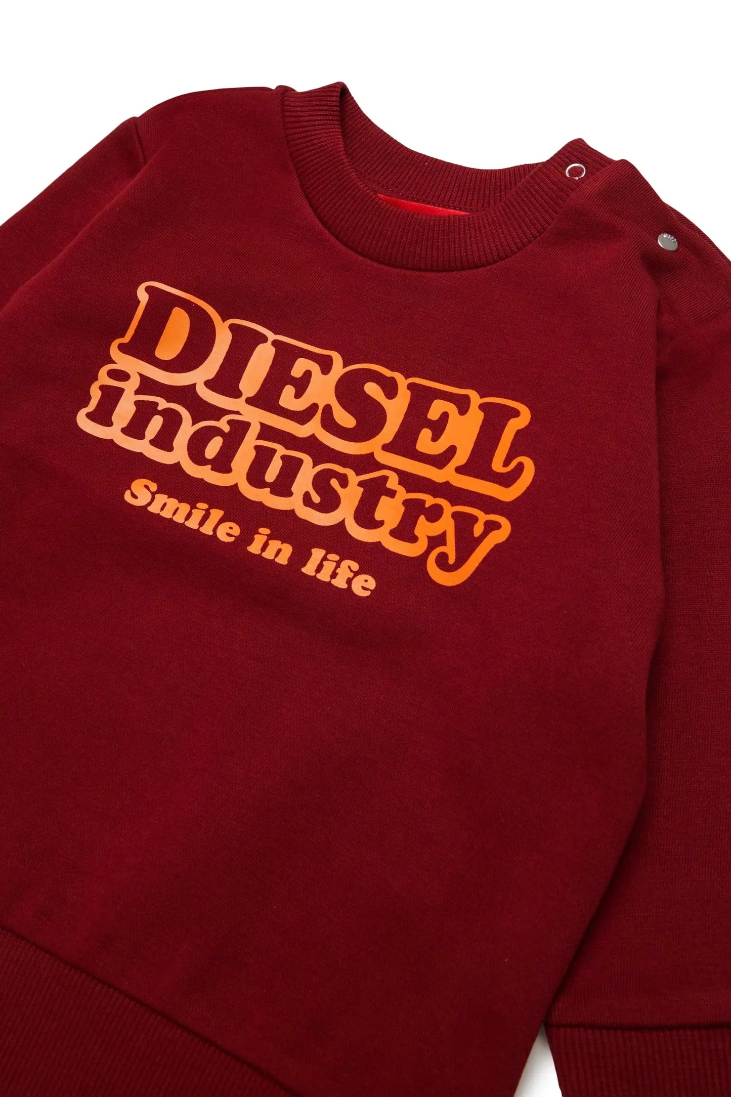 سويت شيرت قطني بطبعة Diesel Industry