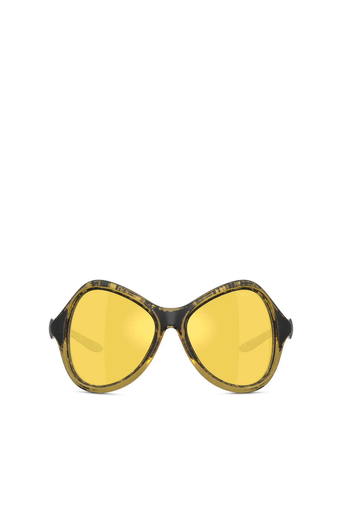 Cat-eye style sunglasses