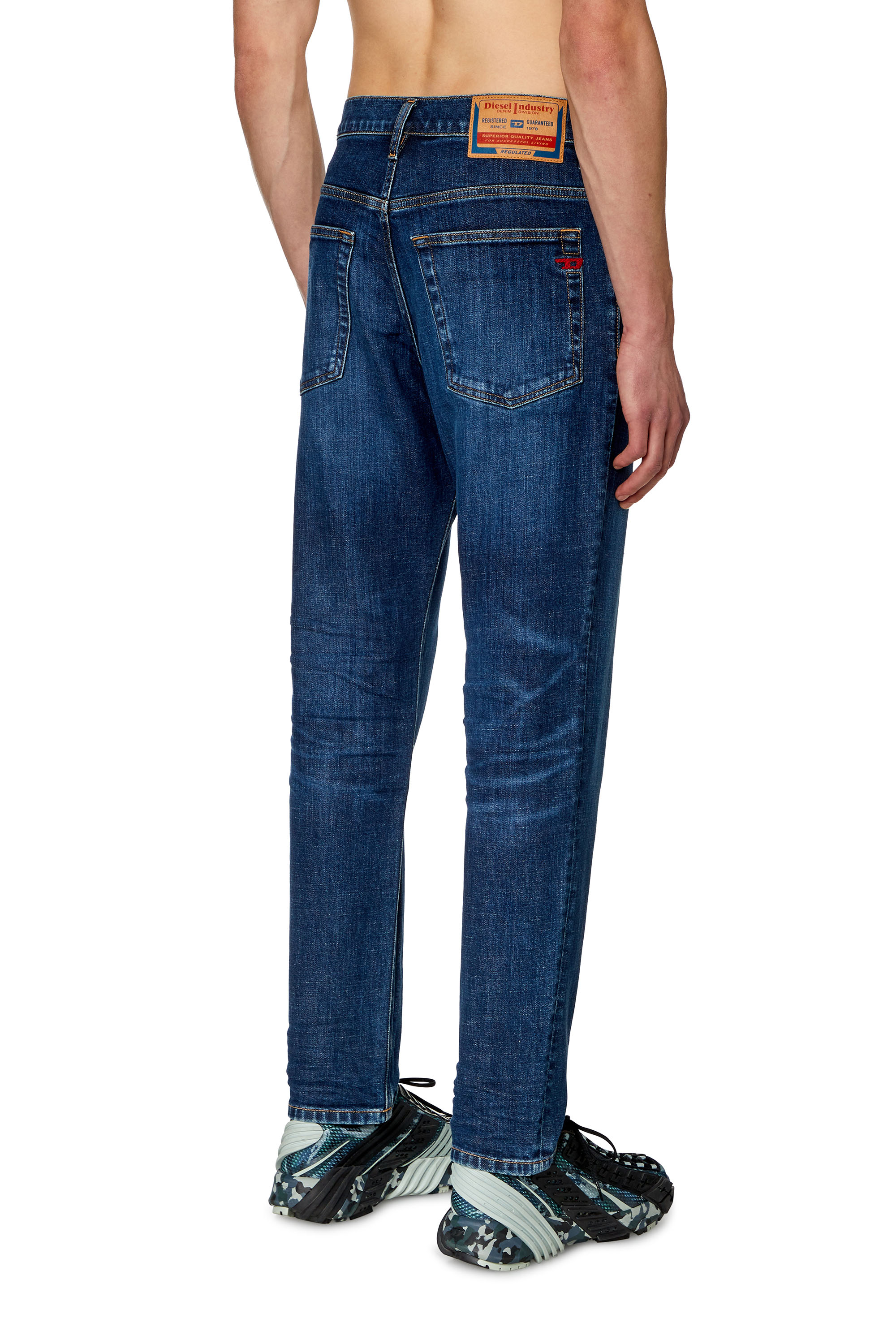 

Tapered Jeans - 2005 D-Fining