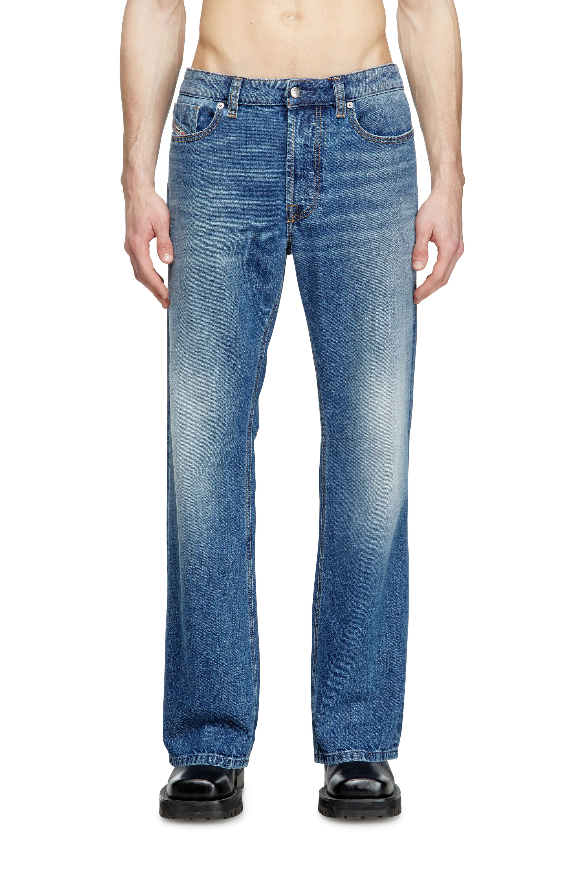

Relaxed Jeans - 1980 D-Eeper