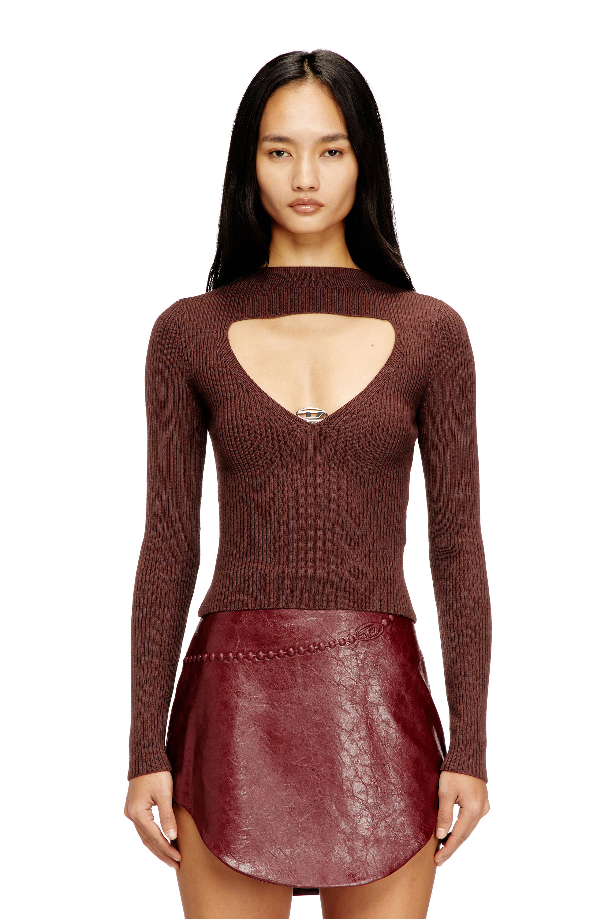 

Ribbed Wool Jumper With Cut-Out