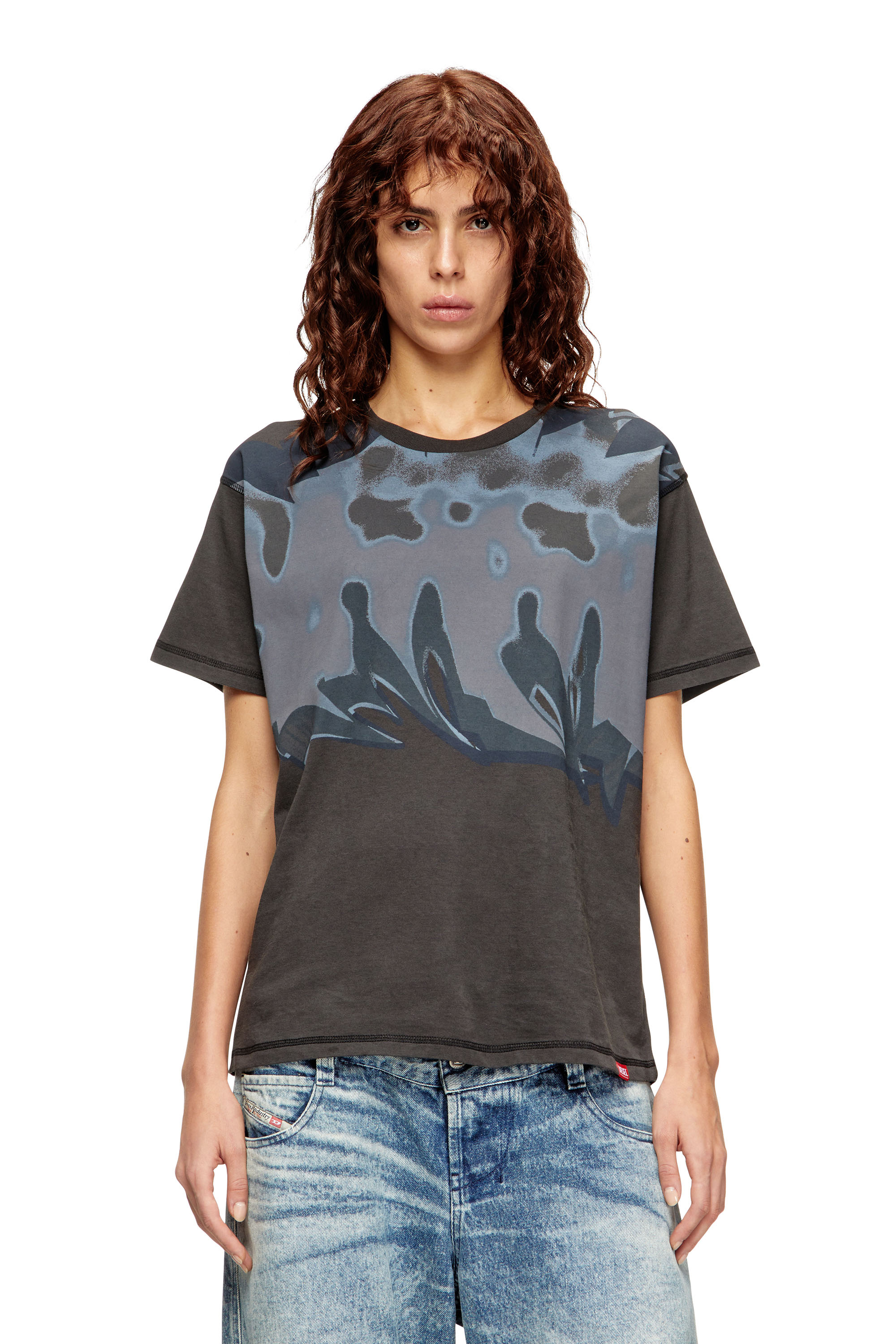 

Distressed T-shirt with graffiti print